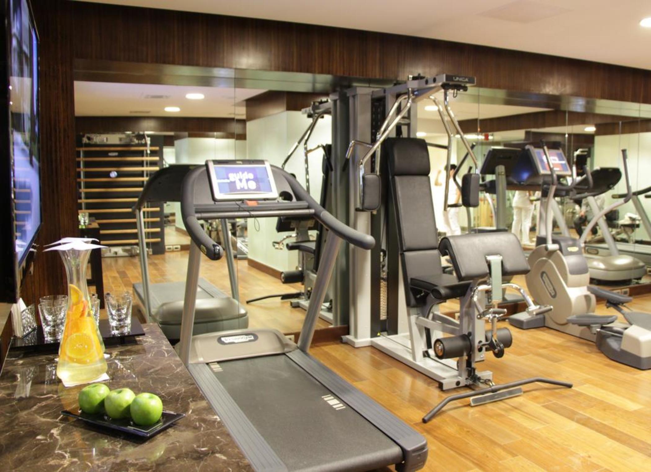 Sofitel Montevideo Casino Carrasco & Spa Eksteriør bilde A gym at a hotel
